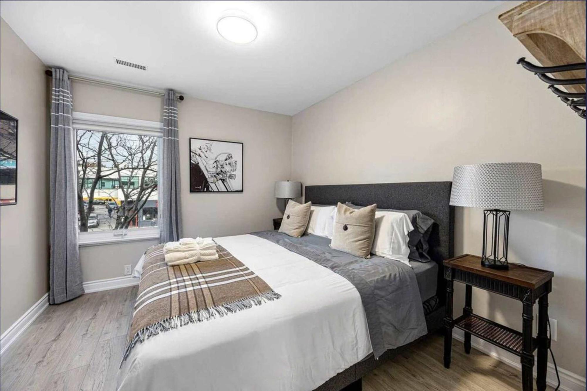 Casa St Clair - Suite -Style Suite W Lrg Patio Toronto Kültér fotó